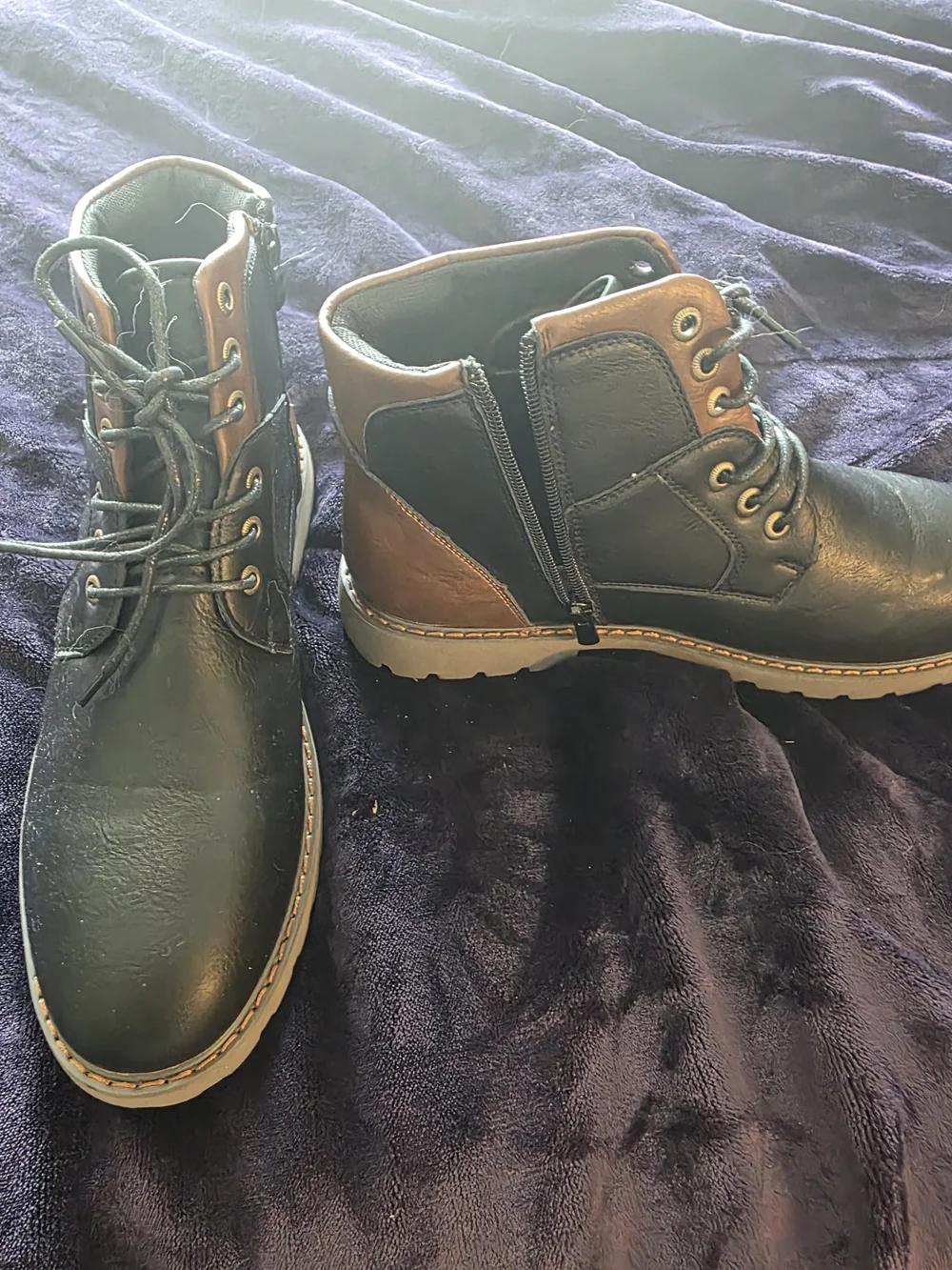 1905 Genuine Leather Lace-Up Boots – Men's Size 11 – Black/Brown